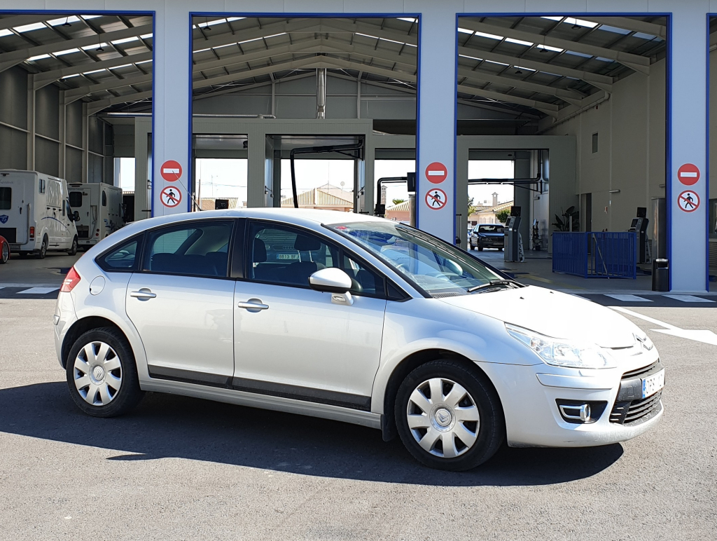 Citroen C4 outside ITV test centre